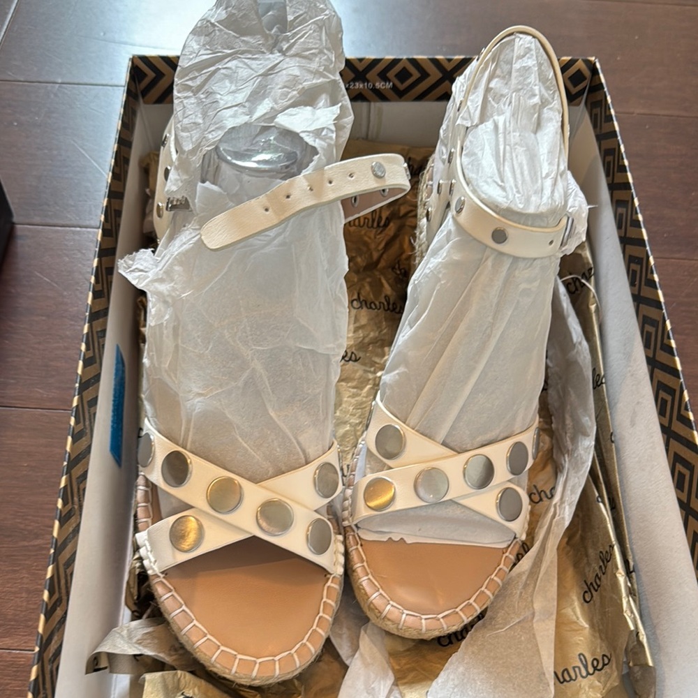 Gorgeous Charlies White Studded Women's Sandals